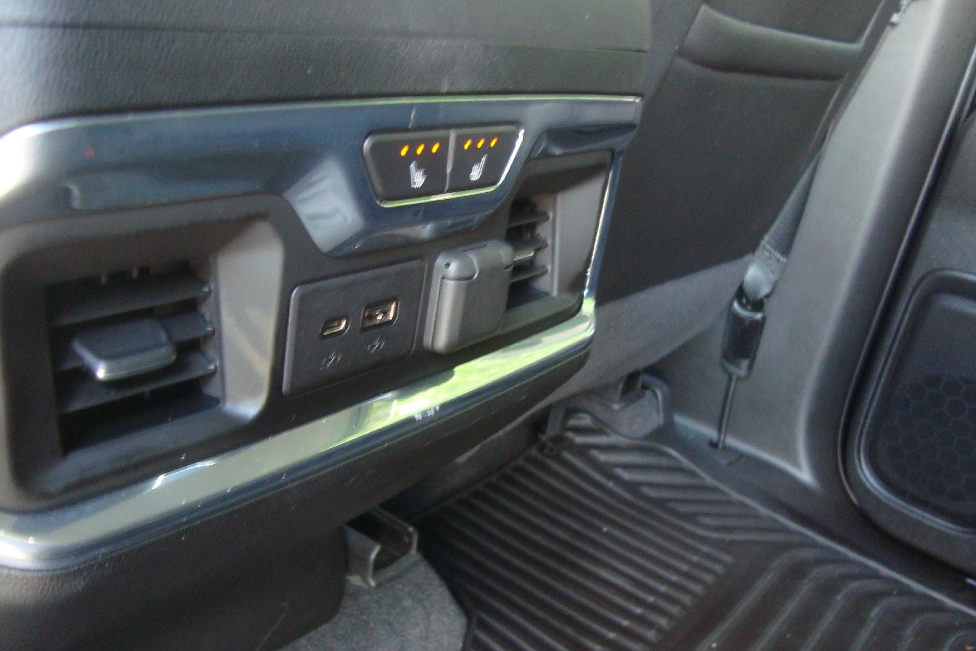 2021 Chevrolet Silverado 1500 Vehicle Photo in PORTSMOUTH, NH 03801-4196