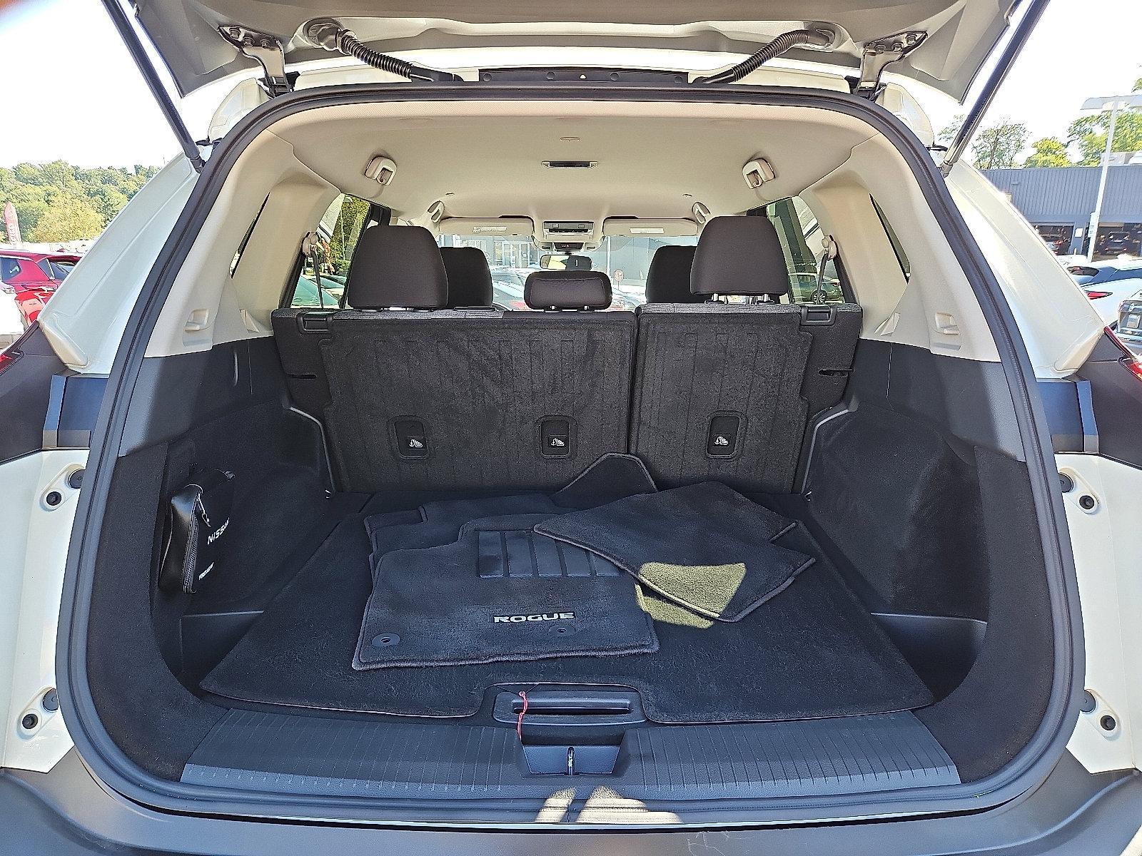 2023 Nissan Rogue Vehicle Photo in Jenkintown, PA 19046