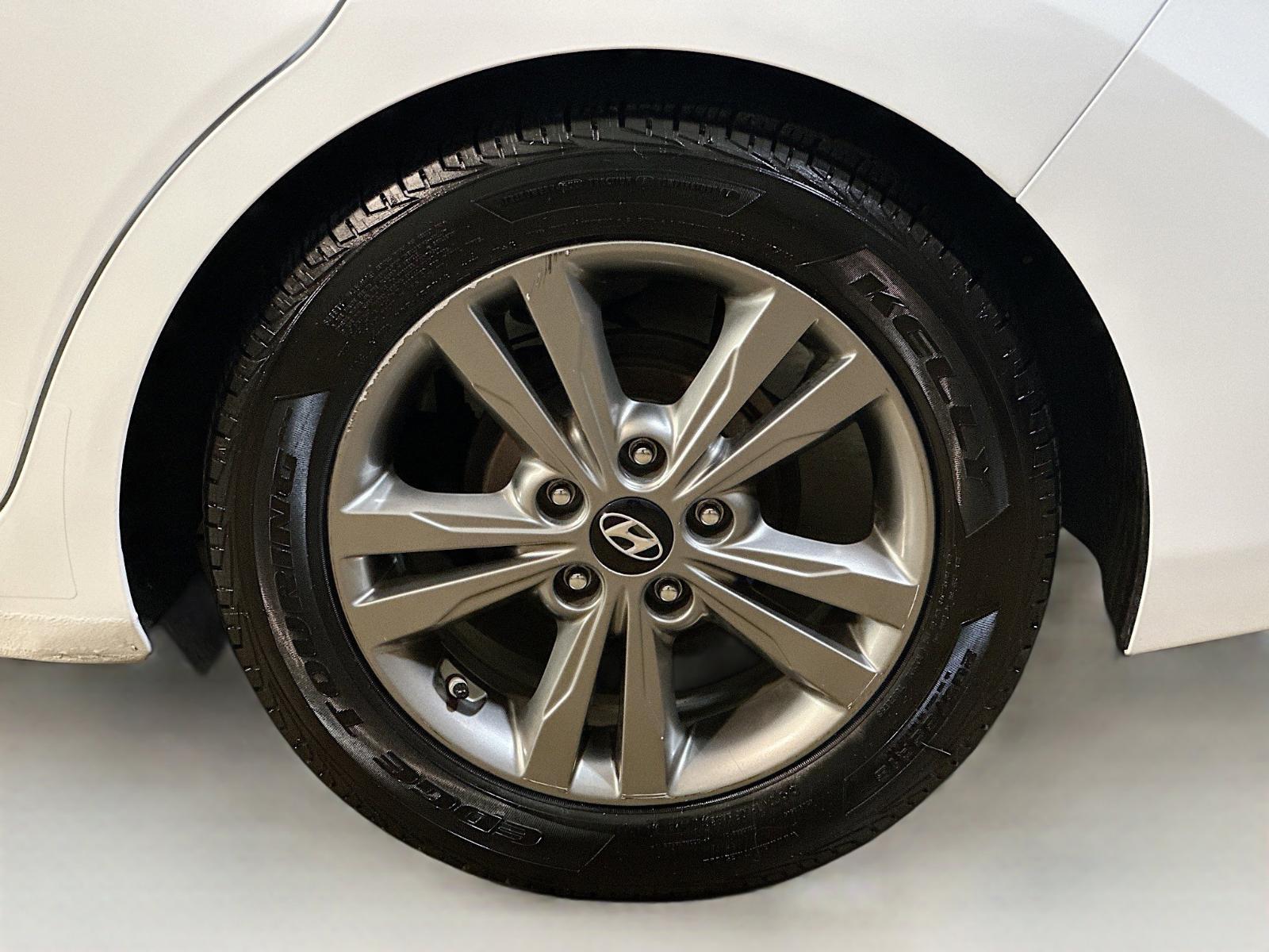 2017 Hyundai ELANTRA Vehicle Photo in Langhorne, PA 19047