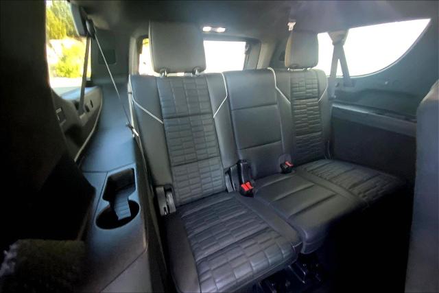 2023 Cadillac Escalade ESV Vehicle Photo in KANSAS CITY, MO 64114-4545
