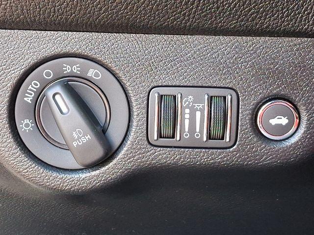 2021 Dodge Challenger Vehicle Photo in DANBURY, CT 06810-5034