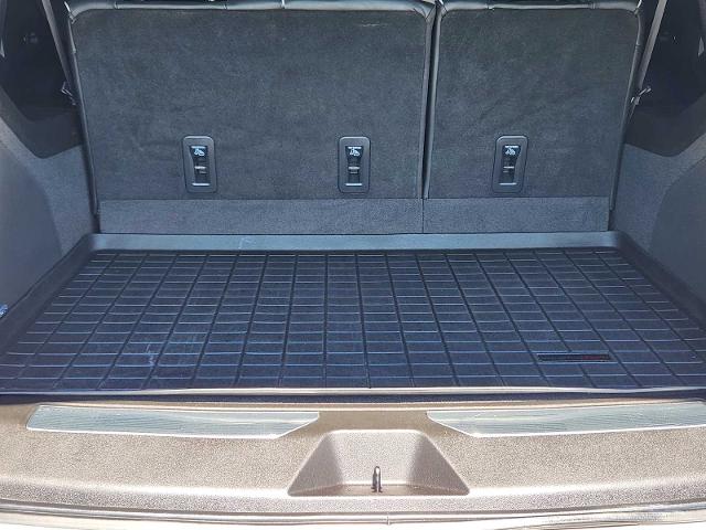 2022 Cadillac Escalade ESV Vehicle Photo in DENTON, TX 76210-9321