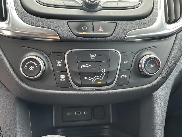 2022 Chevrolet Equinox Vehicle Photo in MANITOWOC, WI 54220-5838