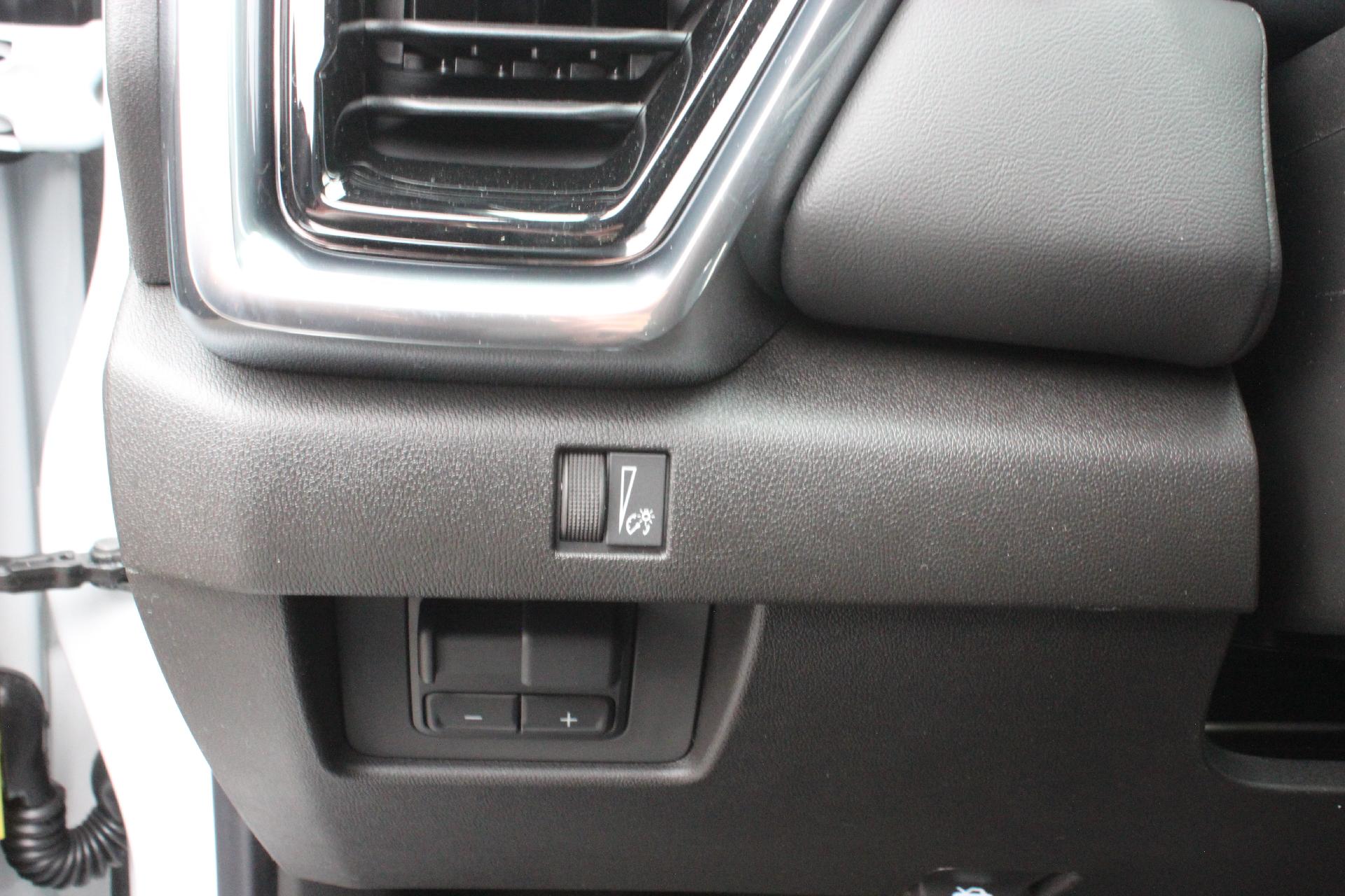 2025 GMC Canyon Vehicle Photo in AURORA, CO 80012-4011