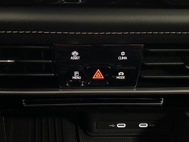 2025 Volkswagen Atlas Cross Sport Vehicle Photo in Appleton, WI 54913