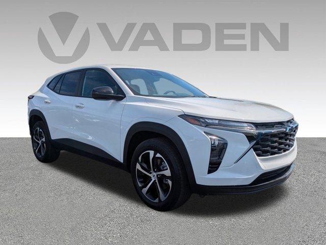 2025 Chevrolet Trax Vehicle Photo in BRUNSWICK, GA 31525-1881