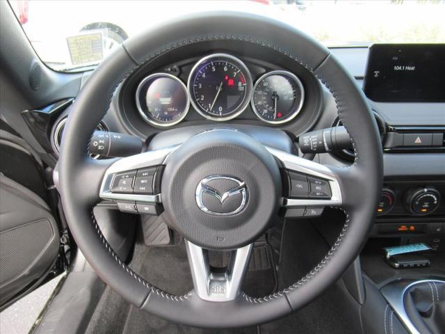 2025 Mazda MX-5 Miata Vehicle Photo in LEESBURG, FL 34788-4022