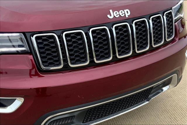 2022 Jeep Grand Cherokee WK Vehicle Photo in TOPEKA, KS 66609-0000