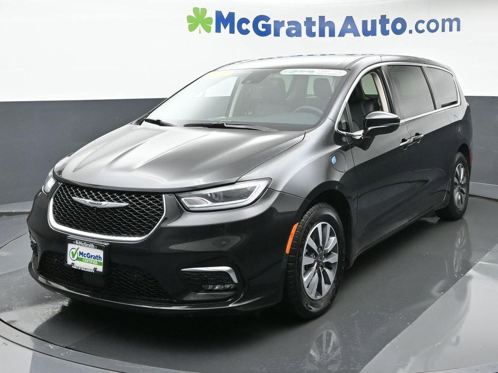 2022 Chrysler Pacifica Vehicle Photo in Cedar Rapids, IA 52402