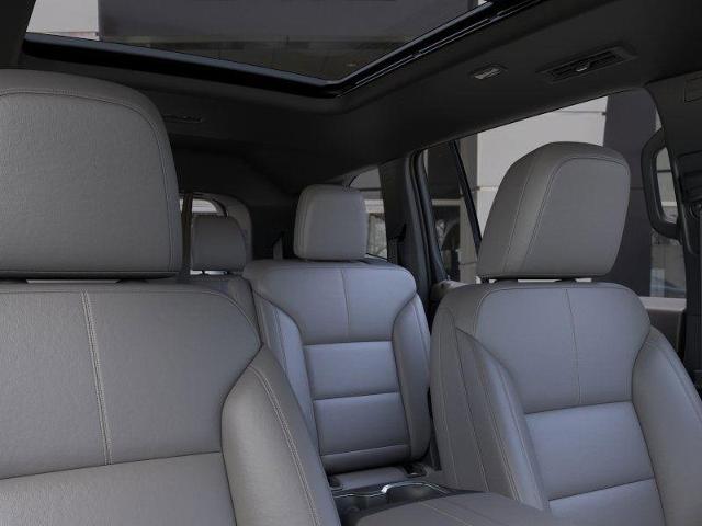 2025 GMC Acadia Vehicle Photo in INDEPENDENCE, MO 64055-1377