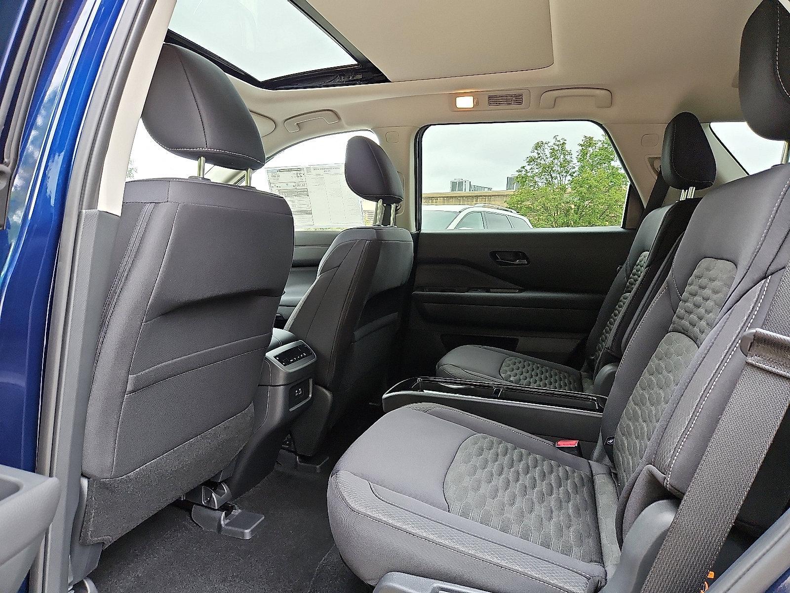 2025 Nissan Pathfinder Vehicle Photo in Jenkintown, PA 19046