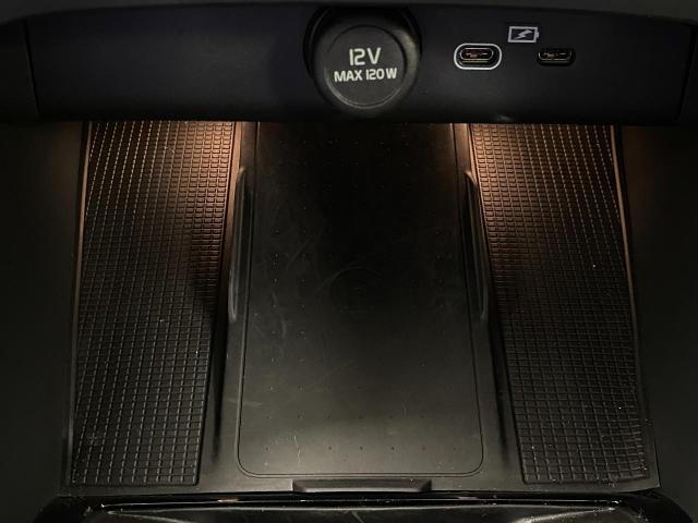 2025 Volvo XC40 Vehicle Photo in Appleton, WI 54913