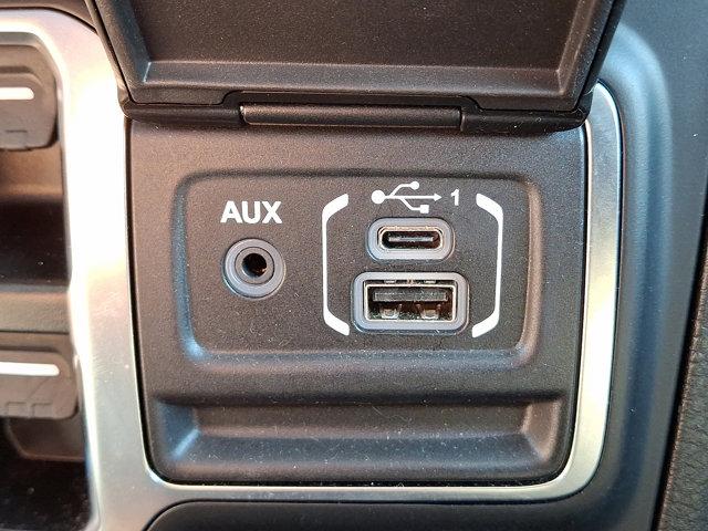 2024 Jeep Wrangler Vehicle Photo in Philadelphia, PA 19116