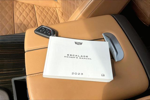 2023 Cadillac Escalade Vehicle Photo in INDEPENDENCE, MO 64055-1314