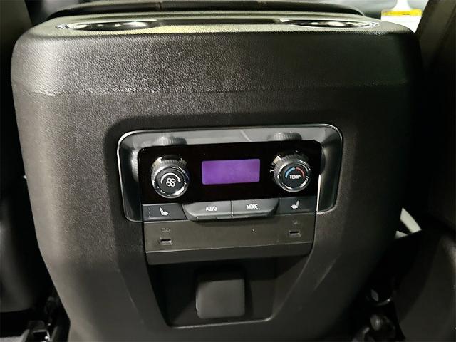 2026 Chevrolet Suburban Vehicle Photo in EVERETT, WA 98203-5662