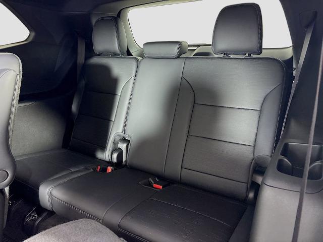 2025 Buick Enclave Vehicle Photo in PUYALLUP, WA 98371-4149