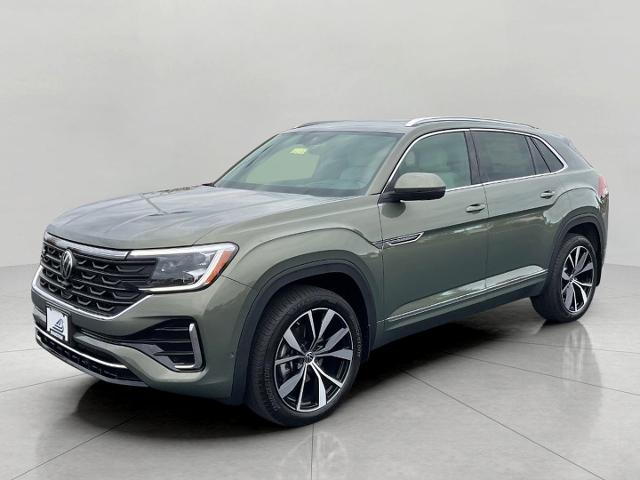 2026 Volkswagen Atlas Cross Sport Vehicle Photo in Oshkosh, WI 54904