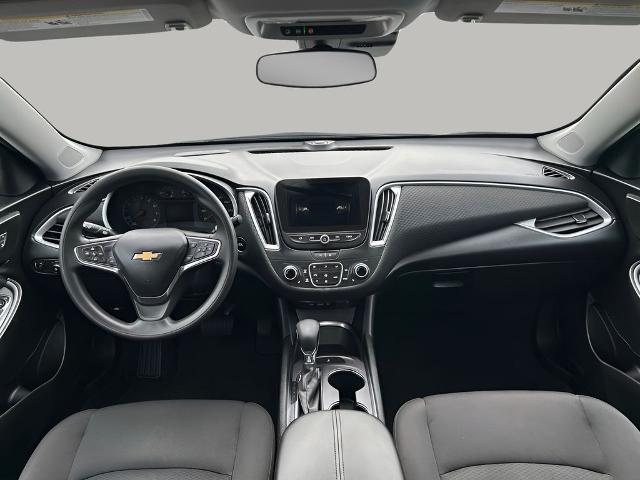 2023 Chevrolet Malibu Vehicle Photo in Cedar Rapids, IA 52402