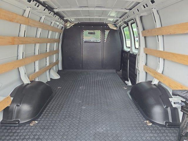 2023 GMC Savana Cargo Van Vehicle Photo in Pleasant Hills, PA 15236