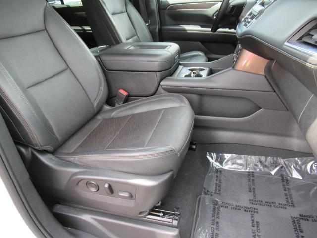 2022 Chevrolet Suburban Vehicle Photo in LEESBURG, FL 34788-4022