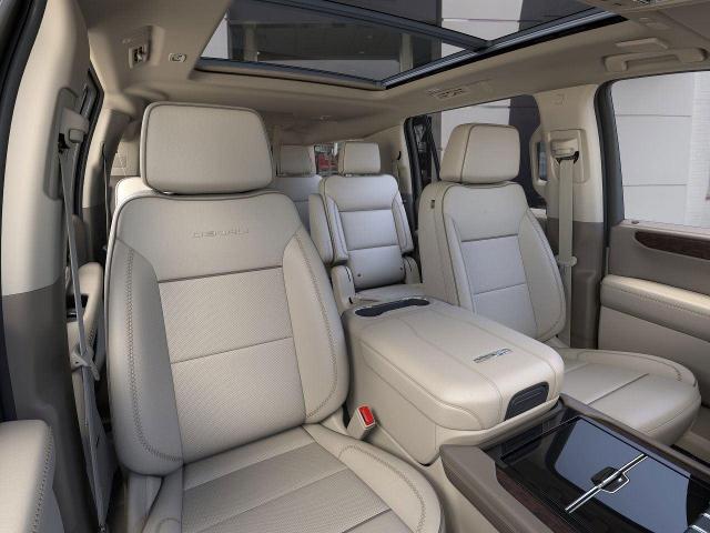 2025 GMC Yukon XL Vehicle Photo in INDEPENDENCE, MO 64055-1377