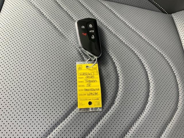 2025 Volkswagen Tiguan Vehicle Photo in Oshkosh, WI 54904