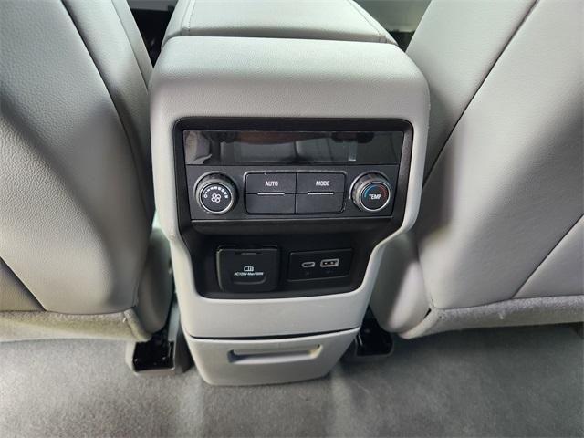 2023 GMC Acadia Vehicle Photo in AURORA, CO 80012-4011