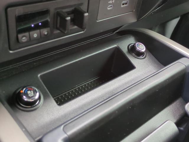 2021 Nissan Titan Vehicle Photo in Brunswick, GA 31525