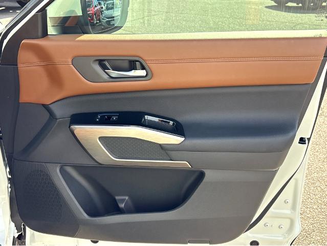 2024 Nissan Pathfinder Vehicle Photo in BEAUFORT, SC 29906-4218