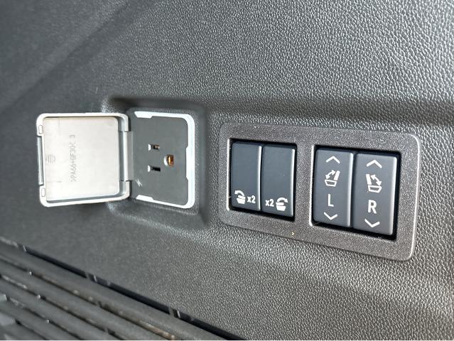 2025 Chevrolet Tahoe Vehicle Photo in BEAUFORT, SC 29906-4218