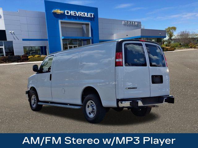 2023 Chevrolet Express Cargo 2500 Vehicle Photo in DANBURY, CT 06810-5034