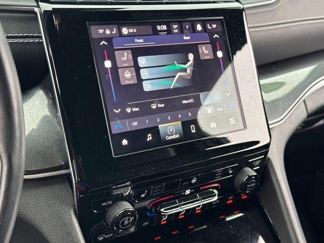 2022 Jeep Grand Cherokee L Vehicle Photo in Jonesboro, AR 72404