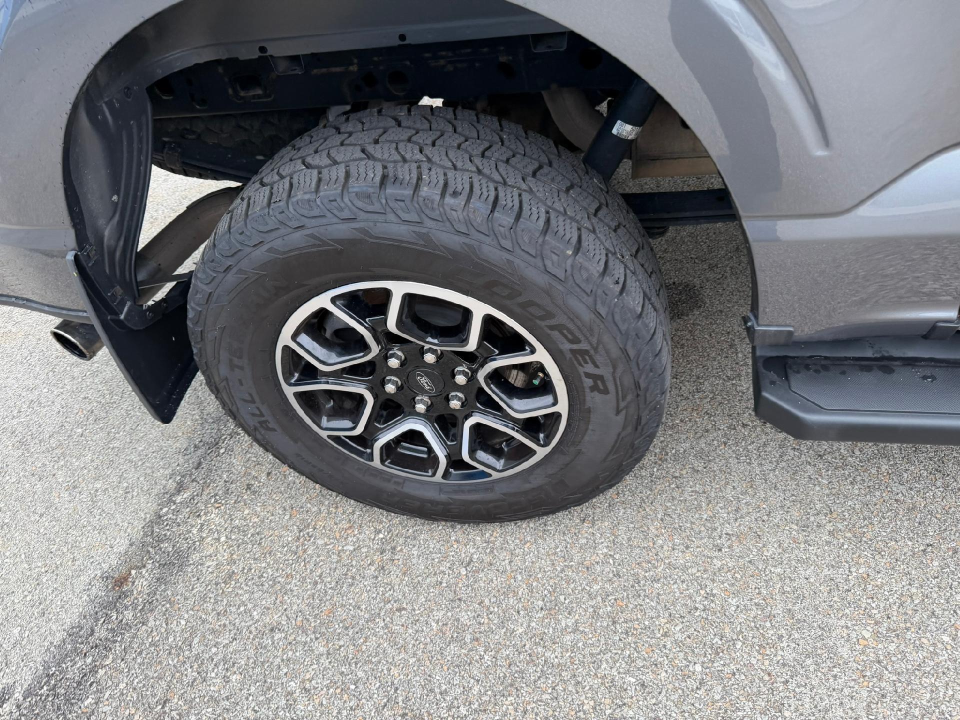 2023 Ford F-150 XLT - 10