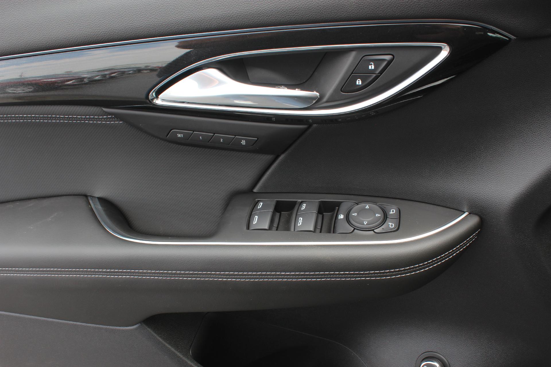 2025 Buick Envision Vehicle Photo in AURORA, CO 80012-4011