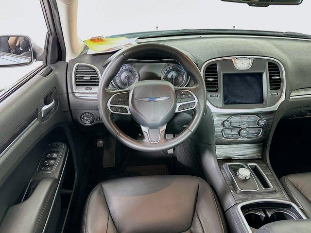 2020 Chrysler 300 Vehicle Photo in Flemington, NJ 08822