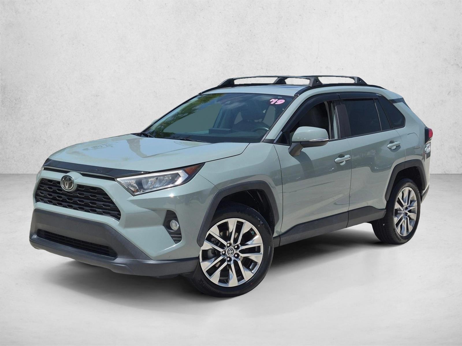 2019 Toyota RAV4 Vehicle Photo in Davie, FL 33331