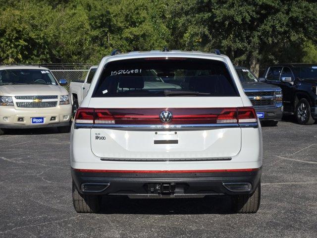 2024 Volkswagen Atlas Vehicle Photo in Decatur, TX 76234