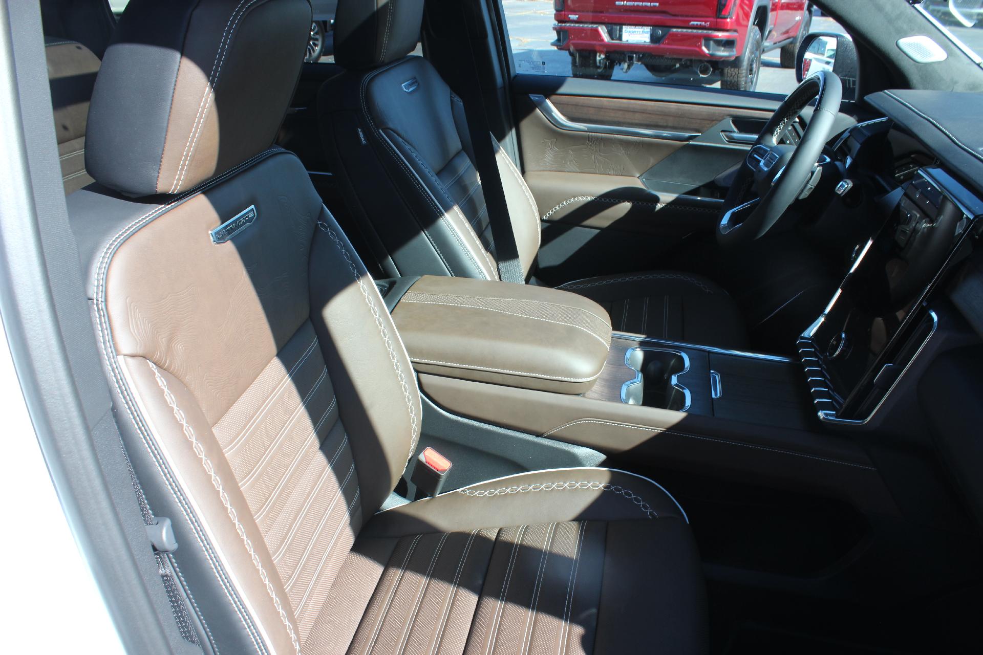 2026 GMC Acadia Vehicle Photo in AURORA, CO 80012-4011