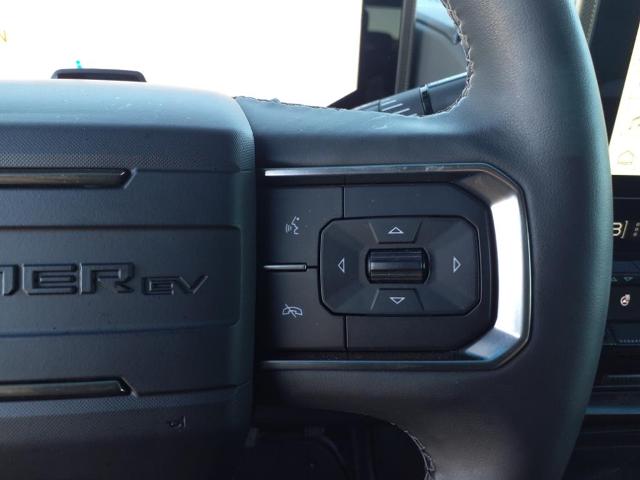 2024 GMC HUMMER EV SUV Vehicle Photo in Denton, TX 76205