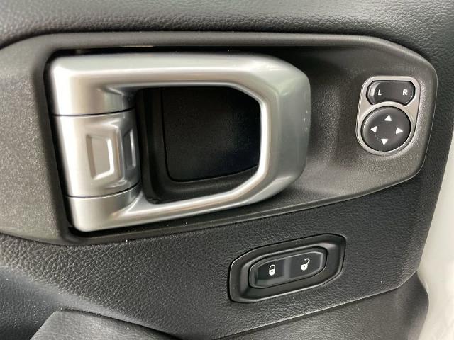 2019 Jeep Wrangler Unlimited Vehicle Photo in GILBERT, AZ 85297-0402