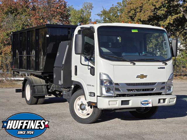 2024 Chevrolet 5500 XG LCF Gas Vehicle Photo in LEWISVILLE, TX 75067