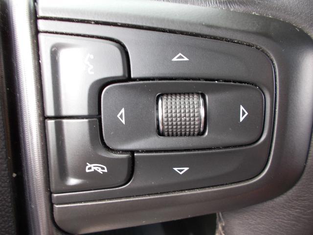 2023 GMC Yukon XL Vehicle Photo in LOWELL, MA 01852-4336