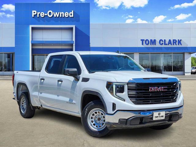 2023 GMC Sierra 1500 Vehicle Photo in DENTON, TX 76210-9321