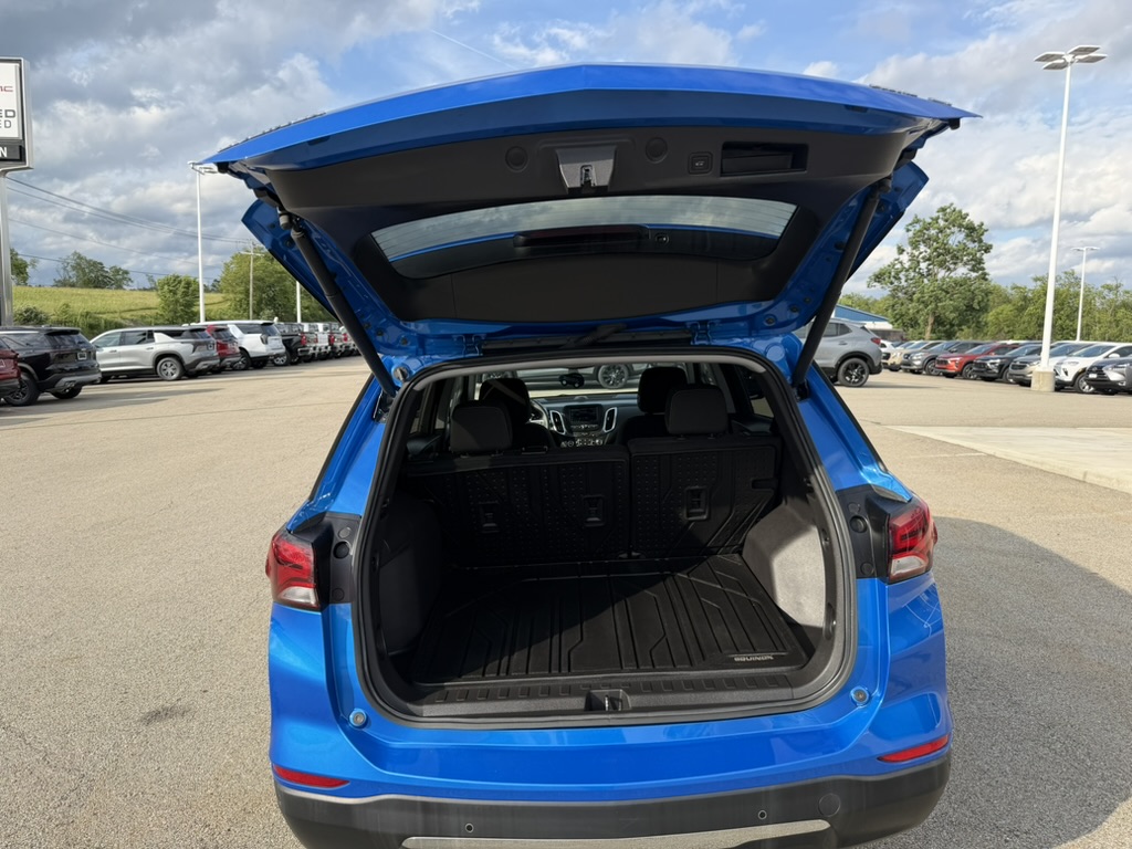 2024 Chevrolet Equinox LT - 11