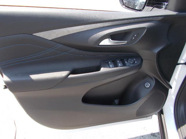 2025 Buick Envista Vehicle Photo in LOWELL, MA 01852-4336