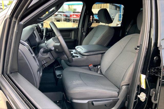2025 Ram 2500 Vehicle Photo in KANSAS CITY, MO 64114-4502