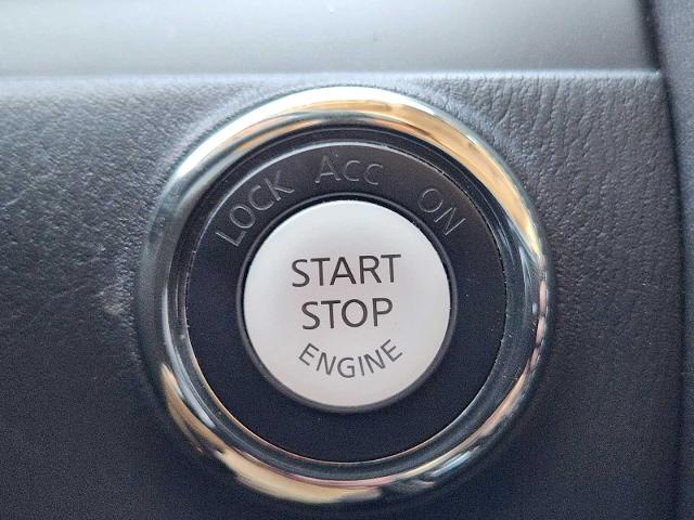 2022 INFINITI QX80 Vehicle Photo in DENTON, TX 76210-9321