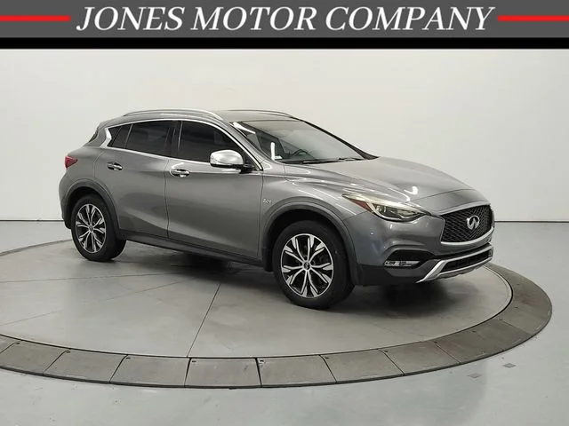 2017 INFINITI QX30 Vehicle Photo in Savannah, TN 38372