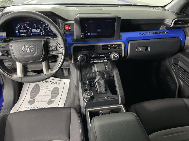 2025 Toyota Tacoma 4WD Vehicle Photo in GILBERT, AZ 85297-0402