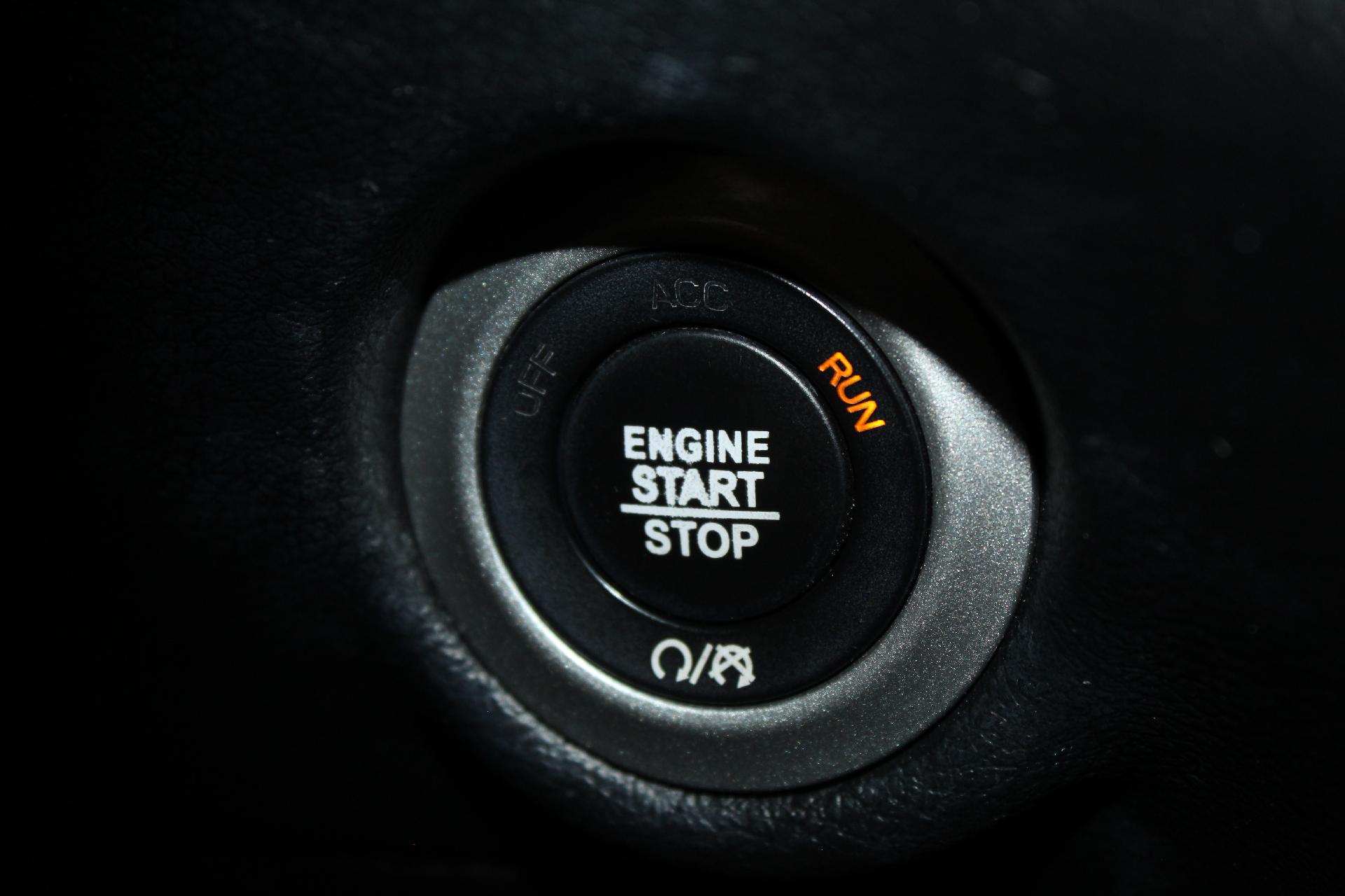 2020 Chrysler Pacifica Vehicle Photo in NORTHAMPTON, MA 01060-1120